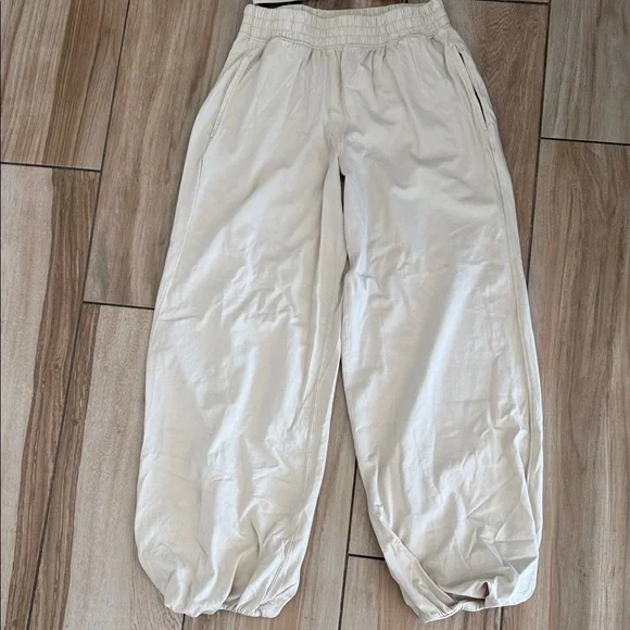 FP Movement by Free People Cream Track Pants & Top Set - Picture 3 of 4